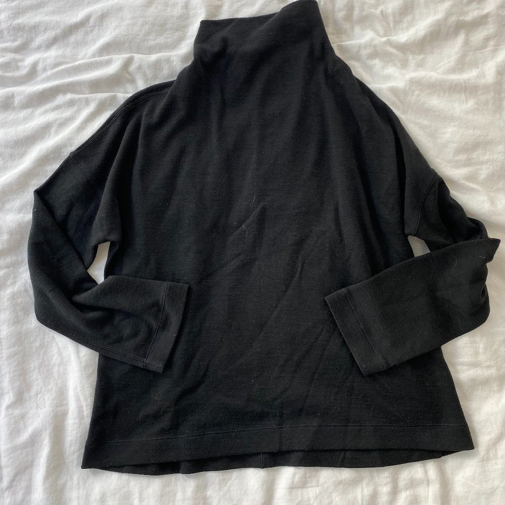 Lululemon Black Mock Neck Sweater